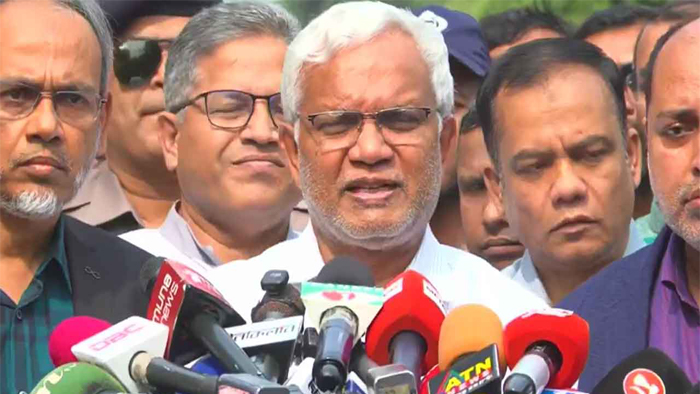 চিকিৎসা গ্রহণ করতে পারছেন খালেদা জিয়া: ডা. জাহিদ