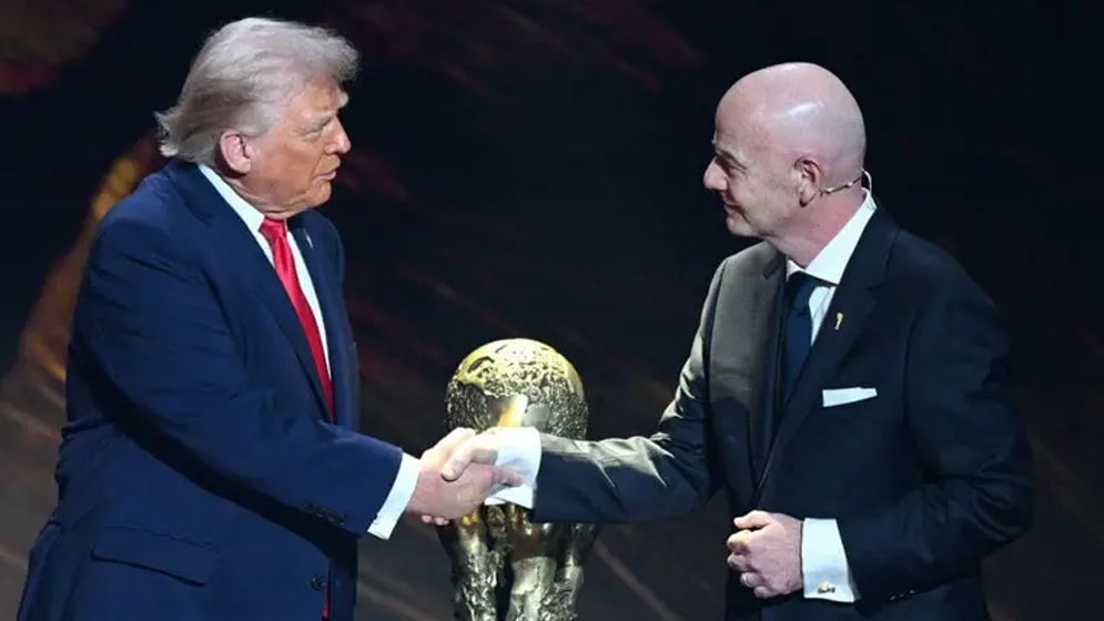 ফিফা পিস প্রাইজ’ পেলেন ট্রাম্প
