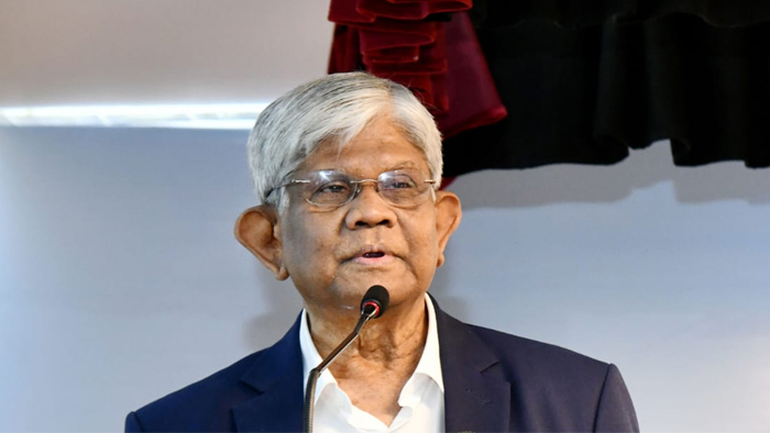 রাজনীতিবিদরা ঠিক থাকলে পচন ধরবে না সমাজে: অর্থ উপদেষ্টা