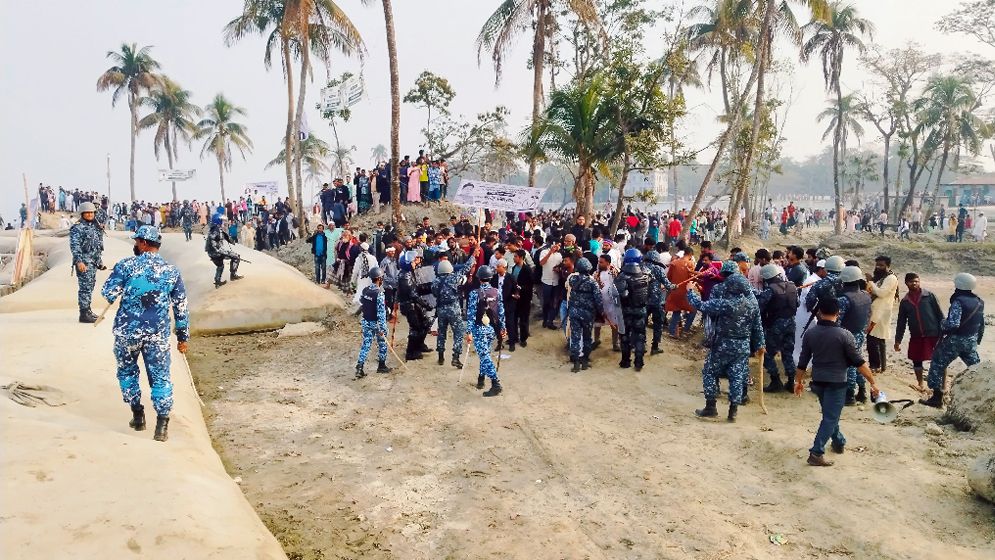 হাতিয়ায় বিএনপি-এনসিপি সংঘর্ষ, আহত ১০