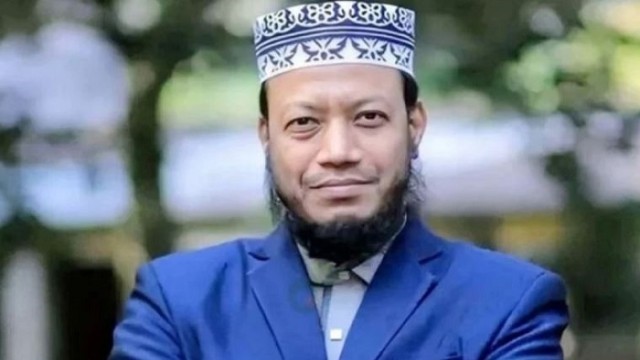 আমির হামজাকে গ্রেপ্তারে পত্রিকায় বিজ্ঞপ্তি প্রকাশের নির্দেশ আদালতের
