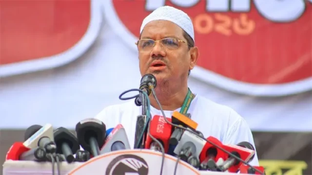 সরকার জনগণের পালস বুঝতে ব্যর্থ: চরমোনাই পীর