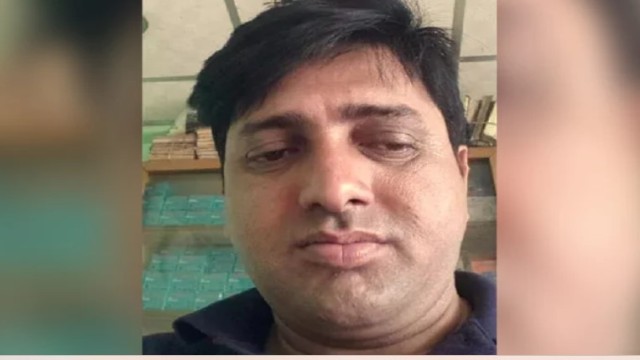 কুমিল্লায় শ্রেণিকক্ষে শিক্ষককে কুপিয়ে হত্যা, ২ বছর পর রহস্য উদঘাটন