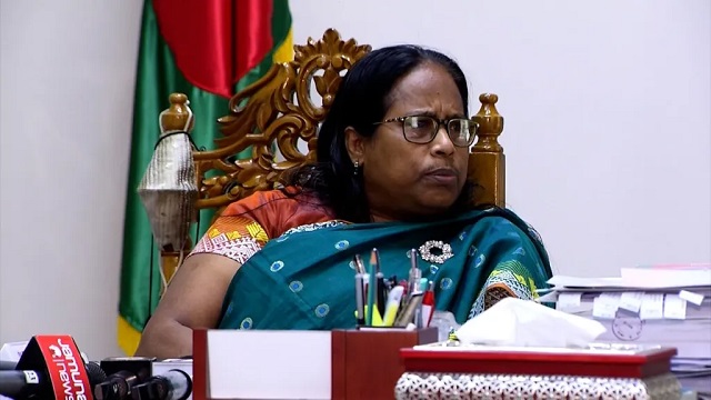 এনআইডি সেবা যাচ্ছে স্বরাষ্ট্র মন্ত্রণালয়ে: ‘ইসির কিছুই করার নেই’