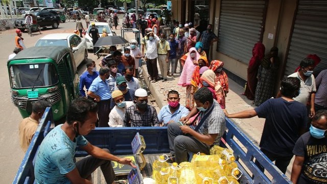 এক কোটি ১০ লাখ লিটার সয়াবিন তেল কিনছে সরকার