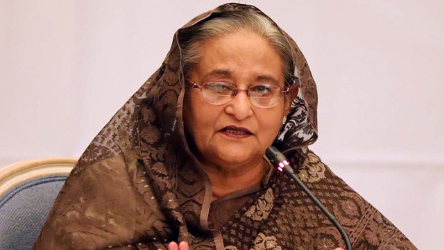 তুলির আঁচড়ে যুদ্ধের ভয়াবহতা তুলে ধরার আহ্বান প্রধানমন্ত্রীর