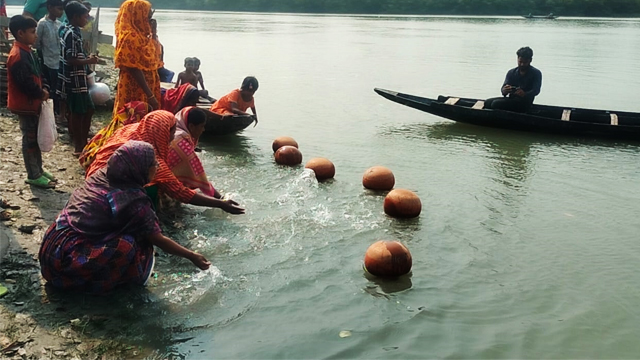 সংগৃহীত