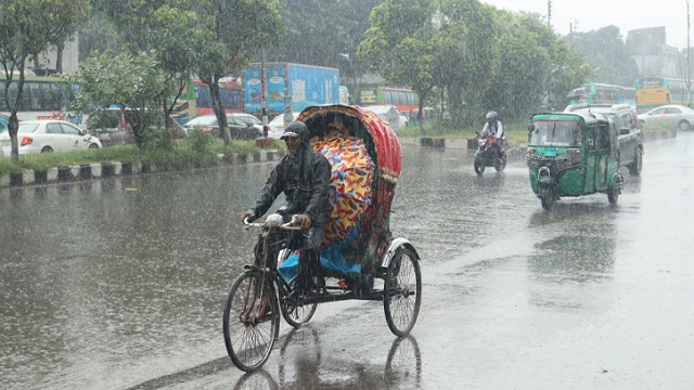 ঢাকায় ৮০ কি.মি. বেগে ঝড়ের আশঙ্কা