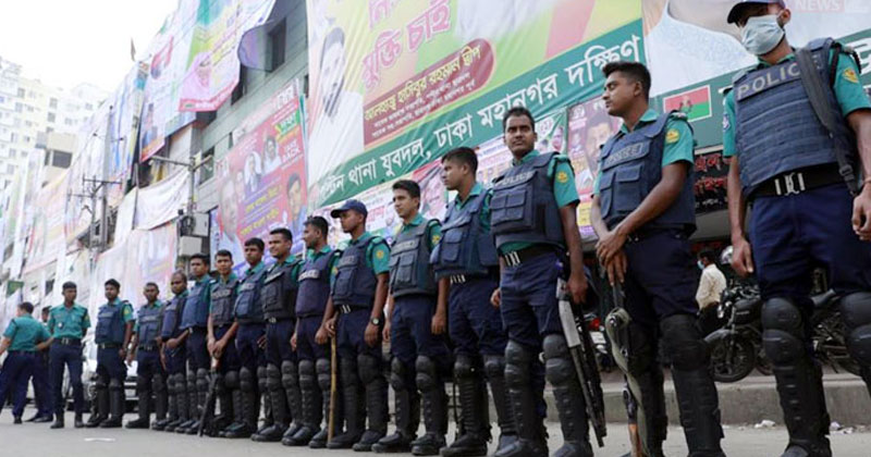 অবরোধে নাশকতা রোধে কঠোর অবস্থানে আইনশৃঙ্খলা বাহিনী