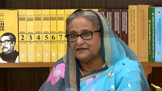 সাধারণ মানুষের গায়ে হাত দিলে রক্ষা নেই, প্রধানমন্ত্রীর হুঁশিয়ারি