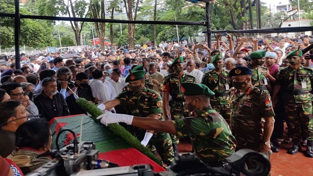 সাজেদা চৌধুরীর মরদেহে রাষ্ট্রপতি ও প্রধানমন্ত্রীর শ্রদ্ধা