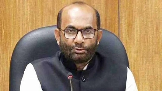 ইলিশ মাছের দাম অস্বাভাবিক না: শ ম রেজাউল করিম