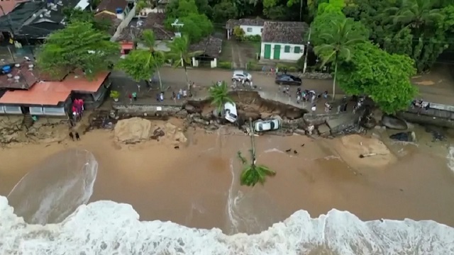 ব্রাজিলে বন্যা-ভূমিধসে ৩৬ জনের প্রাণহানি